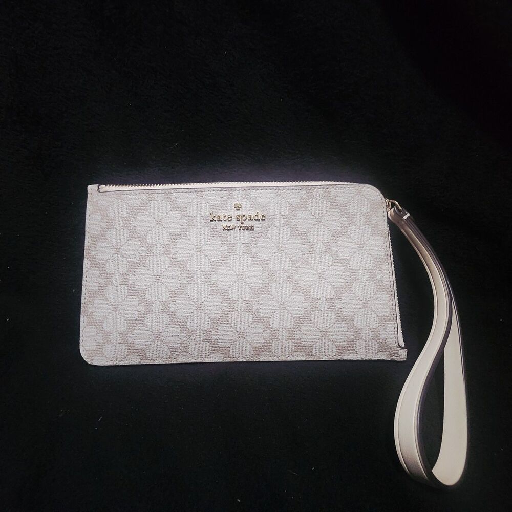 Kate Spade Lucy Flower Monogram Wristlet Like New Wallet Purse Clutch